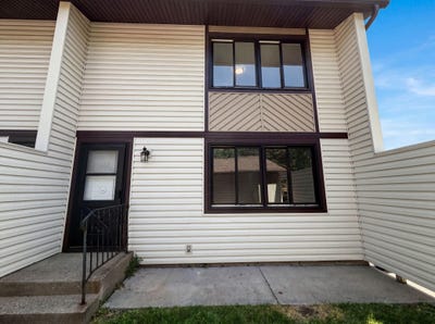 /international/us/13637-heather-hills-drive-burnsville-mn-110108981285/