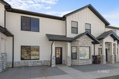 /international/us/421-e-white-sands-way-orderville-ut-110105356536/