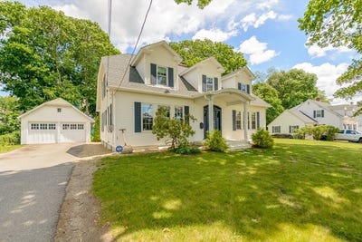 /international/us/262-chestnut-st-gardner-ma-110108988026/