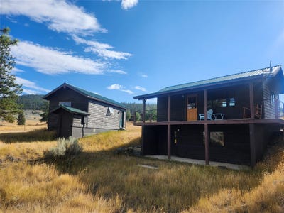 /international/us/23-aaron-court-hot-springs-mt-110107881939/