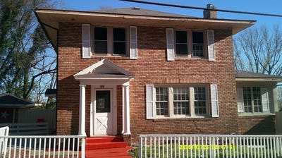 /international/us/108-carroll-street-hickman-ky-110106672979/