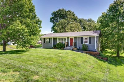 /international/us/903-s-jefferson-street-kearney-mo-110108016614/