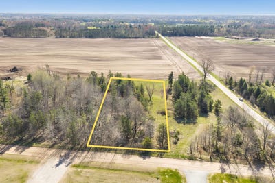 /international/us/tranquility-lane-stephenson-wi-110107932963/