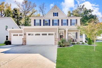 /international/us/418-gathering-lane-greenwood-in-110120148394/