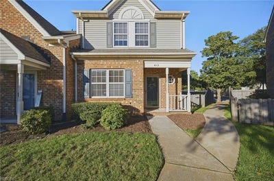 /international/us/612-w-lake-circle-chesapeake-va-110120802740/