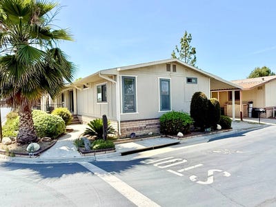 /international/us/521-forest-lake-dr-64-brea-ca-110107720926/