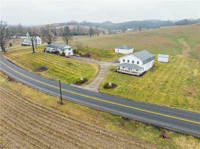 /international/us/3967-crooked-run-road-nw-new-philadelphia-oh-110106367311/