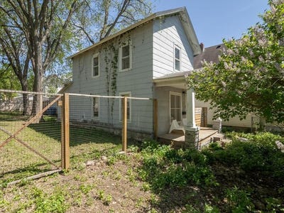 /international/us/3033-14th-avenue-s-minneapolis-mn-110108239599/
