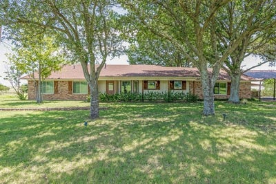 /international/us/4413-wakefield-road-justin-tx-110099179804/