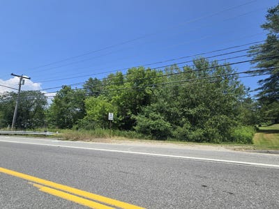 /international/us/1944-lisbon-road-lewiston-me-110100979812/?lang=en