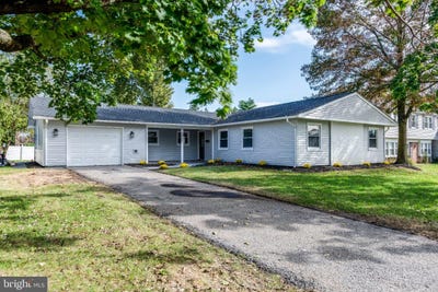 /international/us/64-twisting-lane-willingboro-nj-110120517246/