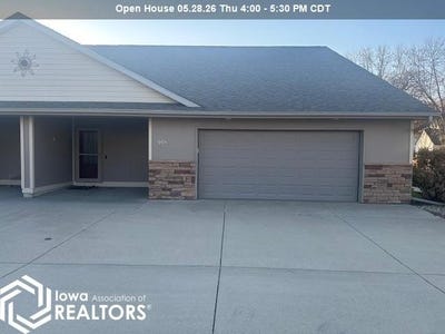 /international/us/901-3rd-avenue-s-clear-lake-ia-110103359571/