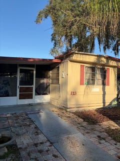 /international/us/123-hickory-drive-tavares-fl-110120558348/