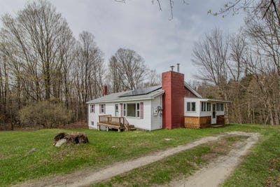 /international/us/2029-ten-mile-square-road-charleston-vt-110108028593/