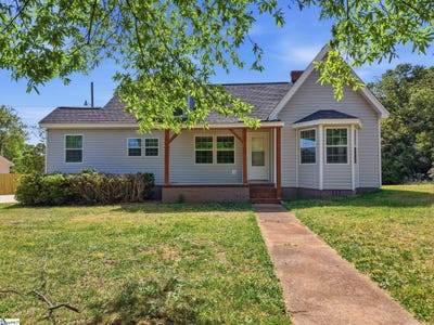 /international/us/26-blackstock-road-inman-sc-110107506998/