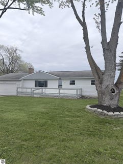 /international/us/965-e-remus-road-mt-pleasant-mi-110108173792/