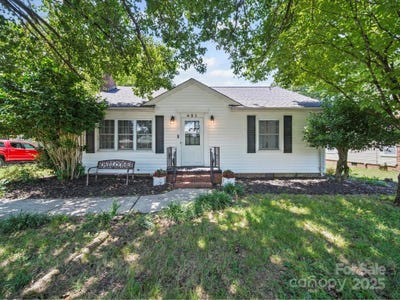 /international/us/431-ridge-street-albemarle-nc-110101010348/