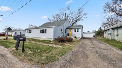 /international/us/211-brush-avenue-urbana-ia-110107008144/