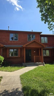 /international/us/216-glenview-drive-lawrence-ks-110108125352/