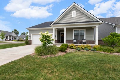 /international/us/3775-park-creek-lane-canton-mi-110119472539/