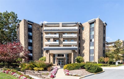 /international/us/2112-acacia-park-drive-lyndhurst-oh-110107071190/