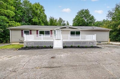 /international/us/16170-s-huron-river-drive-romulus-mi-110119945219/