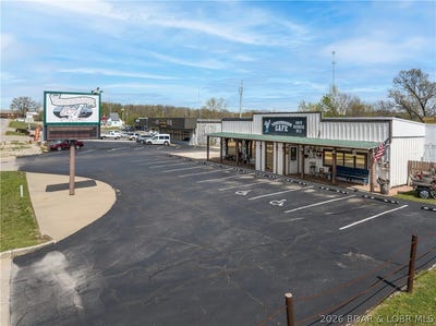 /international/us/888-n-business-hwy-5-camdenton-mo-110107197012/