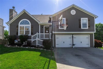 /international/us/7431-n-lewis-avenue-kansas-city-mo-110108060992/