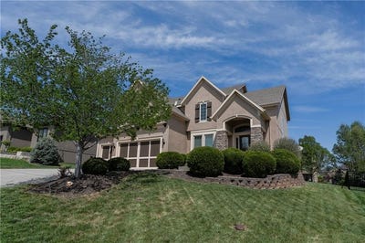 /international/us/18914-w-100th-street-lenexa-ks-110107350646/