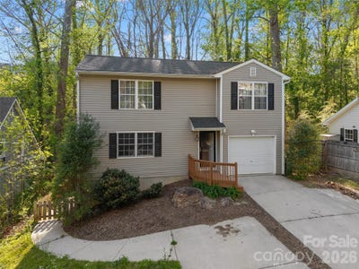 /international/us/13-castle-street-asheville-nc-110107377017/