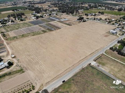 /international/us/17-acres-mckinley-and-hayes-fresno-ca-110105019250/