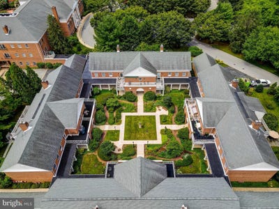/international/us/502-brightwood-club-lutherville-timonium-md-110106370165/