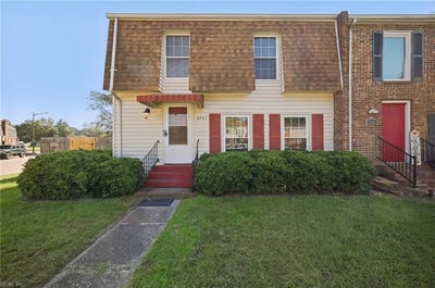 /international/us/6201-lippizan-circle-virginia-beach-va-110120723432/