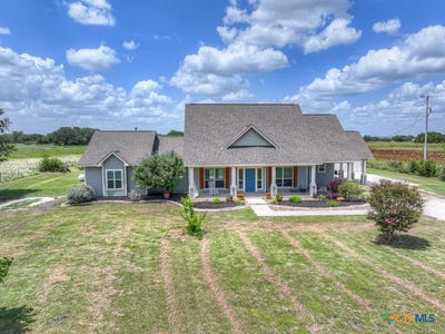 /international/us/2048-e-martindale-road-seguin-tx-110101007142/