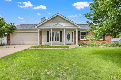 /international/us/5744-walnut-creek-boulevard-st-charles-mo-110107846574/