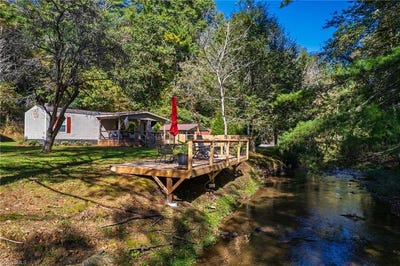/international/us/99-lynn-lane-glade-valley-nc-110120517257/
