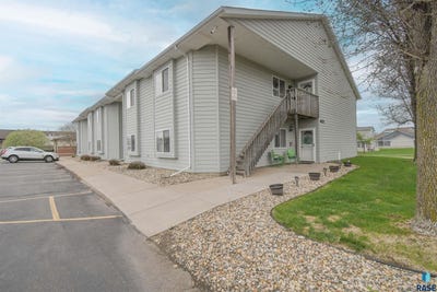 /international/us/4620-e-3rd-st-sioux-falls-sd-110107682328/