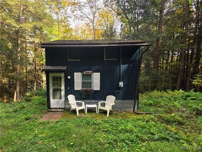 /international/us/7629-russell-hill-road-caneadea-ny-110102649142/