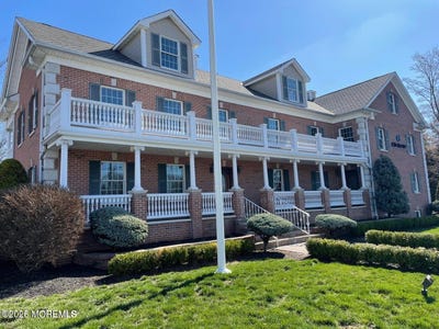 /international/us/165-state-route-35-red-bank-nj-110106841007/