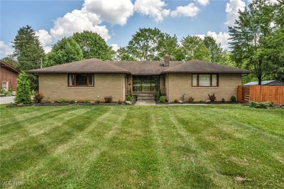 /international/us/16577-state-road-north-royalton-oh-110105278297/