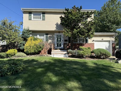 /international/us/42-dartmouth-drive-hazlet-nj-110120148092/