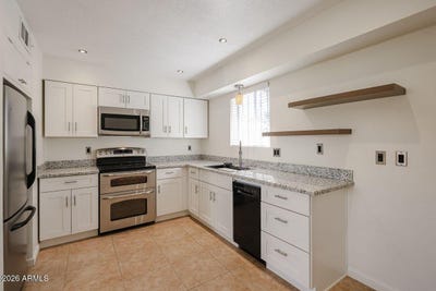 /international/us/3326-w-tangerine-lane-w-phoenix-az-110106070405/