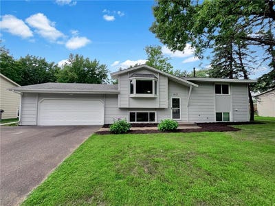 /international/us/4615-carolyn-lane-white-bear-lake-mn-110101505615/?lang=id