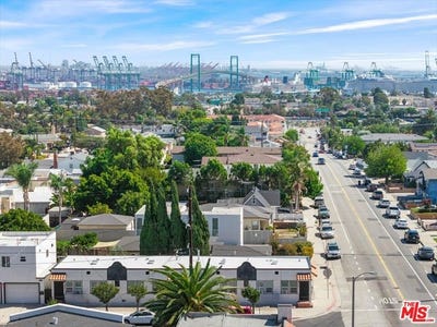 /international/us/980-w-summerland-ave-san-pedro-ca-110120134101/