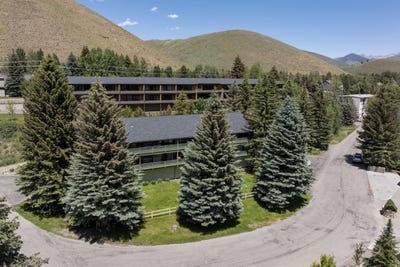 /international/us/318-bald-mountain-rd-ketchum-id-110101002583/