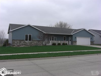 /international/us/1206-woodland-drive-carroll-ia-110099488282/