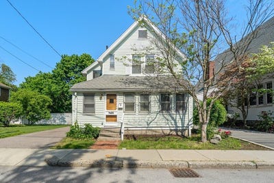 /international/us/25-curve-st-newton-ma-110108753136/