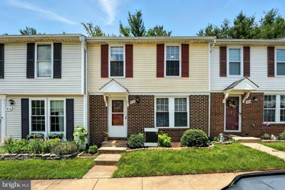 /international/us/838-oak-leaf-court-warrenton-va-110100516491/