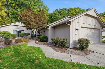 /international/us/12302-kronos-court-strongsville-oh-110120515710/