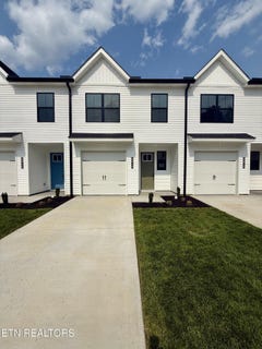 /international/us/8848-chapman-trace-way-knoxville-tn-110099863348/